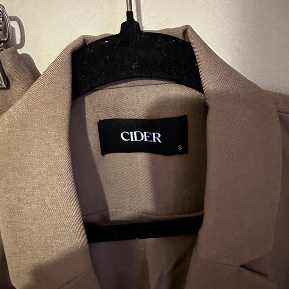 CHER Tan Skirt and Vest Set - Picture 3 of 3